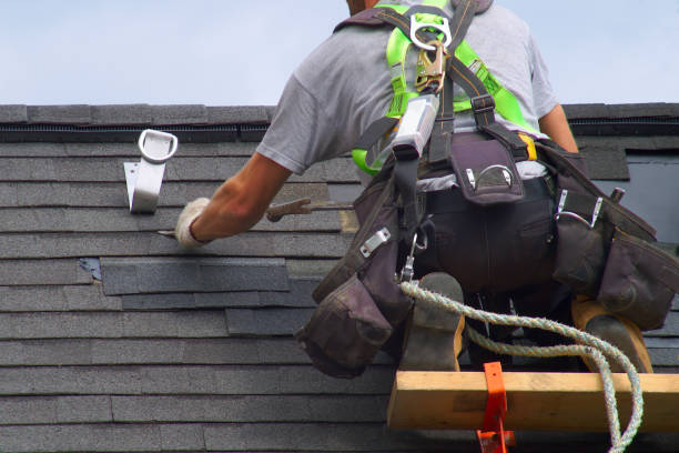 Best Commercial Roofing Services  in Altoona, WI